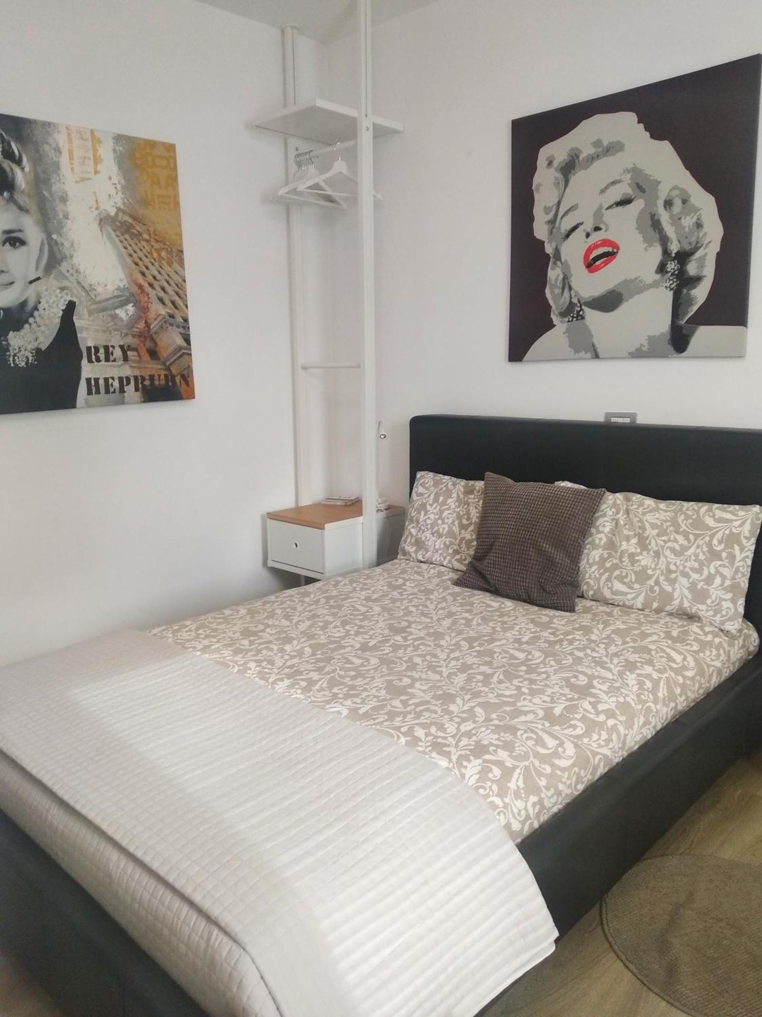 H5-5H Luxury Room Maranello Phòng bức ảnh