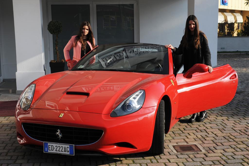 H5-5H Luxury Room Maranello Ngoại thất bức ảnh